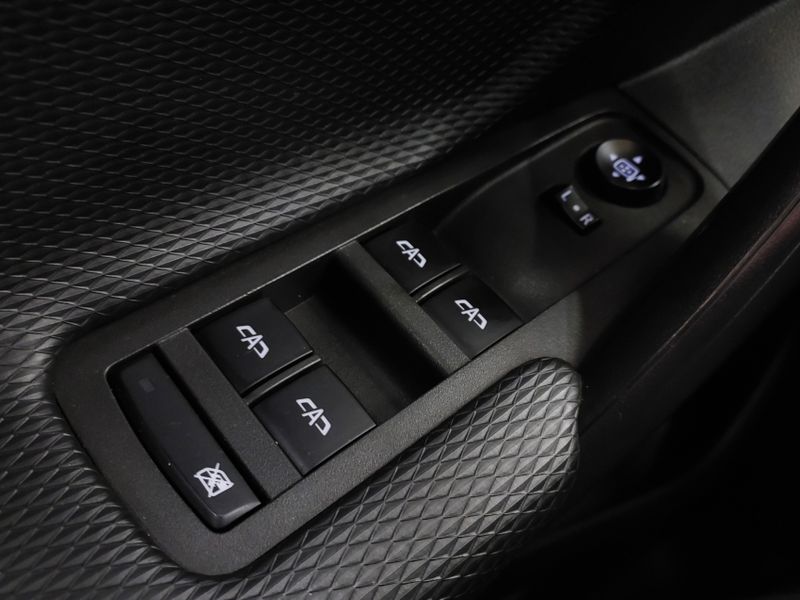 Chevrolet TRACKER 1.0 TURBO FLEX LTZ AUTOMÁTICO 2022/2023 BETIOLO NOVOS E SEMINOVOS LAJEADO / Carros no Vale