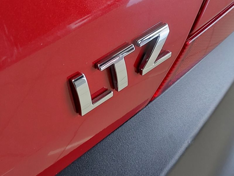 Chevrolet TRACKER 1.0 TURBO FLEX LTZ AUTOMÁTICO 2022/2023 BETIOLO NOVOS E SEMINOVOS LAJEADO / Carros no Vale