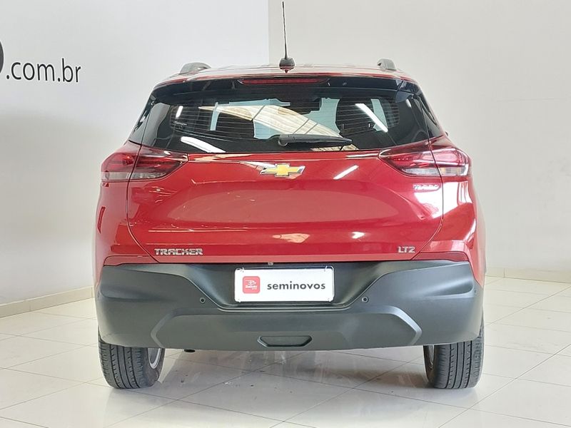 Chevrolet TRACKER 1.0 TURBO FLEX LTZ AUTOMÁTICO 2022/2023 BETIOLO NOVOS E SEMINOVOS LAJEADO / Carros no Vale