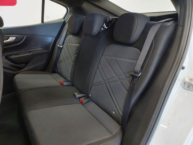 Fiat FASTBACK 1.0 TURBO 200 HYBRID AUDACE CVT 2025/2026 BETIOLO NOVOS E SEMINOVOS LAJEADO / Carros no Vale Fiat FASTBACK 1.0 TURBO 200 HYBRID AUDACE CVT 2025/2026 BETIOLO NOVOS E SEMINOVOS LAJEADO / Carros no Vale