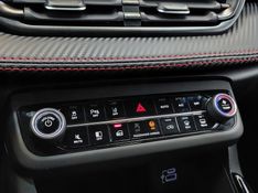 Fiat FASTBACK 1.3 TURBO 270 FLEX ABARTH AT6 2025/2026 BETIOLO NOVOS E SEMINOVOS LAJEADO / Carros no Vale