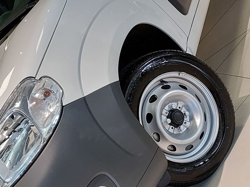 Fiat FIORINO 1.4 MPI FURGÃO ENDURANCE 8V FLEX 2P MANUAL 2021/2021 BETIOLO NOVOS E SEMINOVOS LAJEADO / Carros no Vale Fiat FIORINO 1.4 MPI FURGÃO ENDURANCE 8V FLEX 2P MANUAL 2021/2021 BETIOLO NOVOS E SEMINOVOS LAJEADO / Carros no Vale