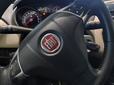 Fiat LINEA 1.8 ESSENCE 16V FLEX 4P AUTOMATIZADO 2015/2016 BETIOLO NOVOS E SEMINOVOS LAJEADO / Carros no Vale