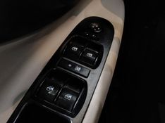 Fiat LINEA 1.8 ESSENCE 16V FLEX 4P AUTOMATIZADO 2015/2016 BETIOLO NOVOS E SEMINOVOS LAJEADO / Carros no Vale