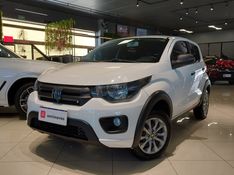 Fiat MOBI 1.0 EVO FLEX LIKE MANUAL 2024/2025 BETIOLO NOVOS E SEMINOVOS LAJEADO / Carros no Vale