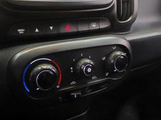 Fiat MOBI 1.0 EVO FLEX LIKE MANUAL 2022/2023 BETIOLO NOVOS E SEMINOVOS LAJEADO / Carros no Vale