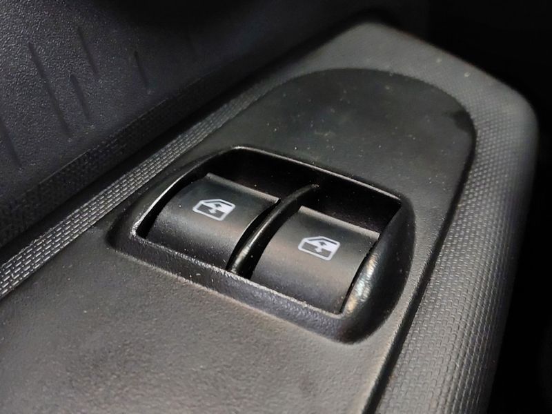 Fiat MOBI 1.0 EVO FLEX LIKE MANUAL 2023/2024 BETIOLO NOVOS E SEMINOVOS LAJEADO / Carros no Vale Fiat MOBI 1.0 EVO FLEX LIKE MANUAL 2023/2024 BETIOLO NOVOS E SEMINOVOS LAJEADO / Carros no Vale