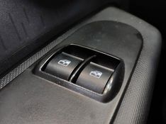 Fiat MOBI 1.0 EVO FLEX LIKE MANUAL 2022/2023 BETIOLO NOVOS E SEMINOVOS LAJEADO / Carros no Vale