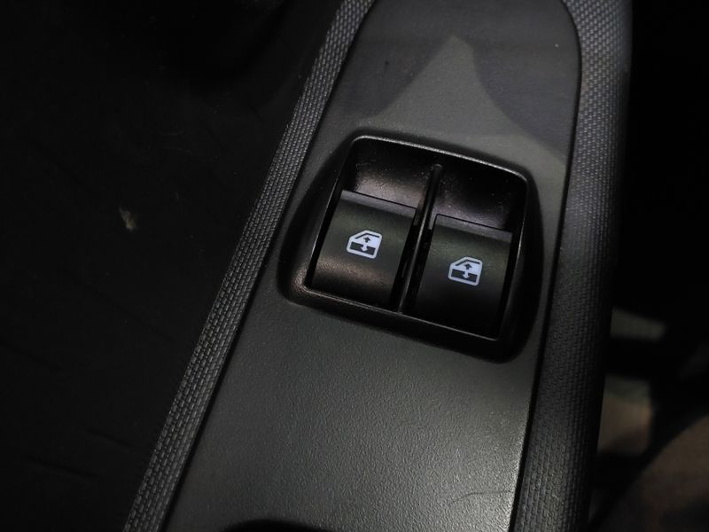 Fiat MOBI 1.0 EVO FLEX LIKE MANUAL 2023/2024 BETIOLO NOVOS E SEMINOVOS LAJEADO / Carros no Vale Fiat MOBI 1.0 EVO FLEX LIKE MANUAL 2023/2024 BETIOLO NOVOS E SEMINOVOS LAJEADO / Carros no Vale