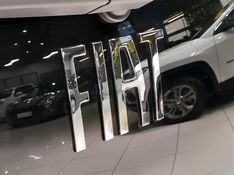 Fiat MOBI 1.0 EVO FLEX LIKE MANUAL 2022/2023 BETIOLO NOVOS E SEMINOVOS LAJEADO / Carros no Vale
