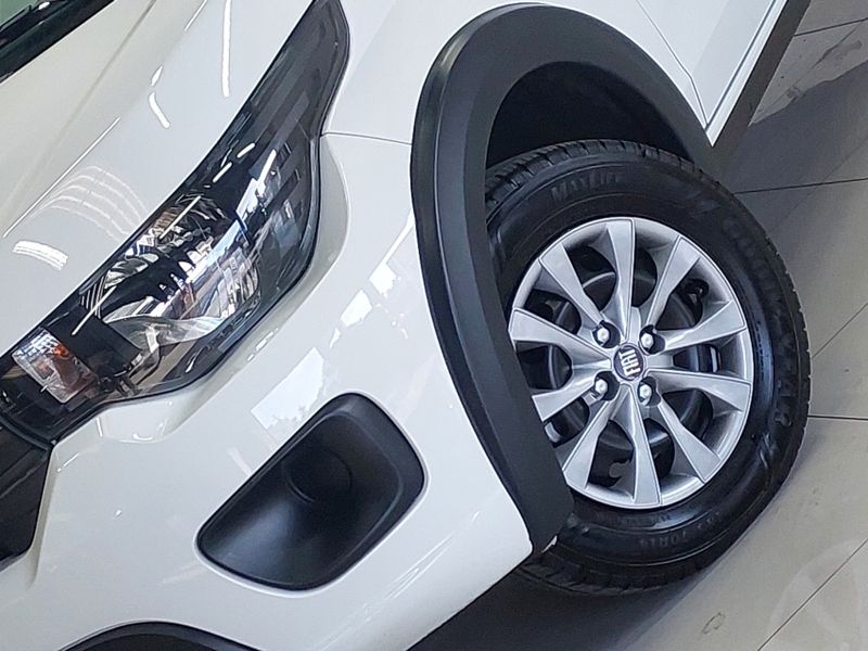 Fiat MOBI 1.0 EVO FLEX LIKE MANUAL 2022/2023 BETIOLO NOVOS E SEMINOVOS LAJEADO / Carros no Vale