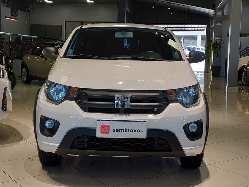 Fiat MOBI 1.0 EVO FLEX LIKE MANUAL 2024/2025 BETIOLO NOVOS E SEMINOVOS LAJEADO / Carros no Vale