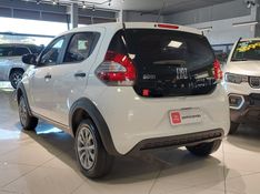 Fiat MOBI 1.0 EVO FLEX LIKE MANUAL 2023/2024 BETIOLO NOVOS E SEMINOVOS LAJEADO / Carros no Vale