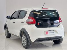 Fiat MOBI 1.0 EVO FLEX LIKE MANUAL 2022/2023 BETIOLO NOVOS E SEMINOVOS LAJEADO / Carros no Vale