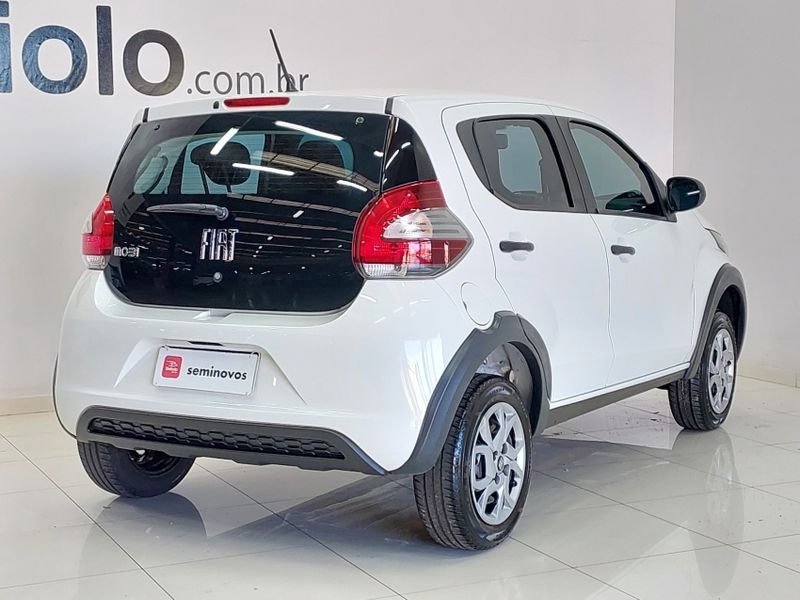 Fiat MOBI 1.0 EVO FLEX LIKE MANUAL 2023/2023 BETIOLO NOVOS E SEMINOVOS LAJEADO / Carros no Vale
