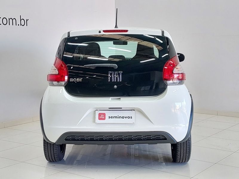 Fiat MOBI 1.0 EVO FLEX LIKE MANUAL 2023/2023 BETIOLO NOVOS E SEMINOVOS LAJEADO / Carros no Vale