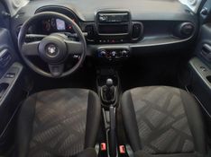 Fiat MOBI 1.0 EVO FLEX LIKE MANUAL 2022/2023 BETIOLO NOVOS E SEMINOVOS LAJEADO / Carros no Vale