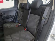 Fiat MOBI 1.0 EVO FLEX LIKE MANUAL 2022/2023 BETIOLO NOVOS E SEMINOVOS LAJEADO / Carros no Vale