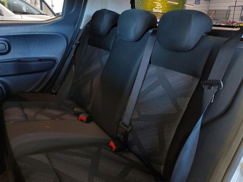 Fiat MOBI 1.0 EVO FLEX LIKE MANUAL 2023/2024 BETIOLO NOVOS E SEMINOVOS LAJEADO / Carros no Vale Fiat MOBI 1.0 EVO FLEX LIKE MANUAL 2023/2024 BETIOLO NOVOS E SEMINOVOS LAJEADO / Carros no Vale