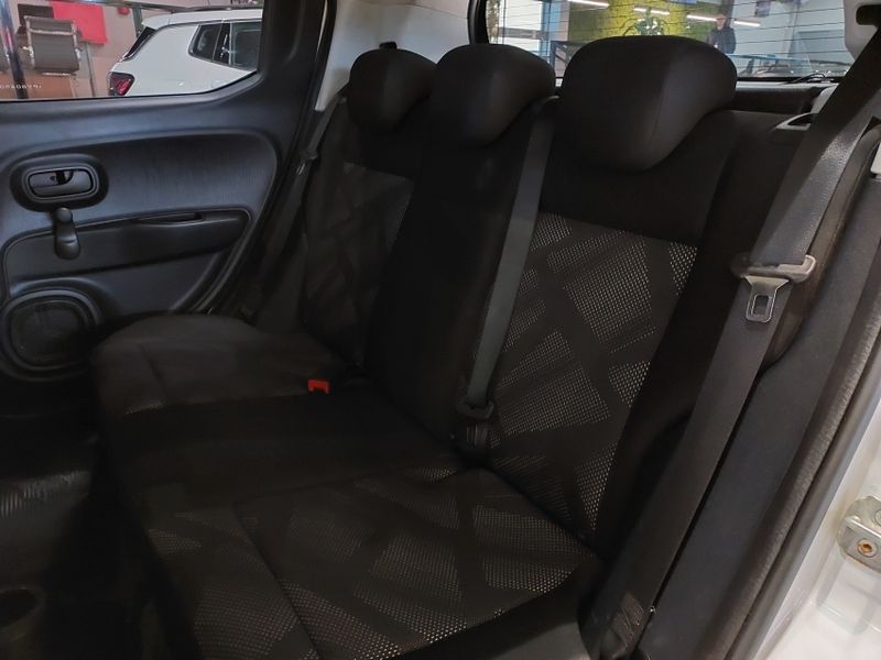 Fiat MOBI 1.0 EVO FLEX LIKE MANUAL 2022/2023 BETIOLO NOVOS E SEMINOVOS LAJEADO / Carros no Vale