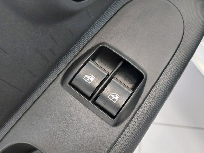 Fiat MOBI 1.0 FIREFLY FLEX LIKE MANUAL 2025/2026 BETIOLO NOVOS E SEMINOVOS LAJEADO / Carros no Vale