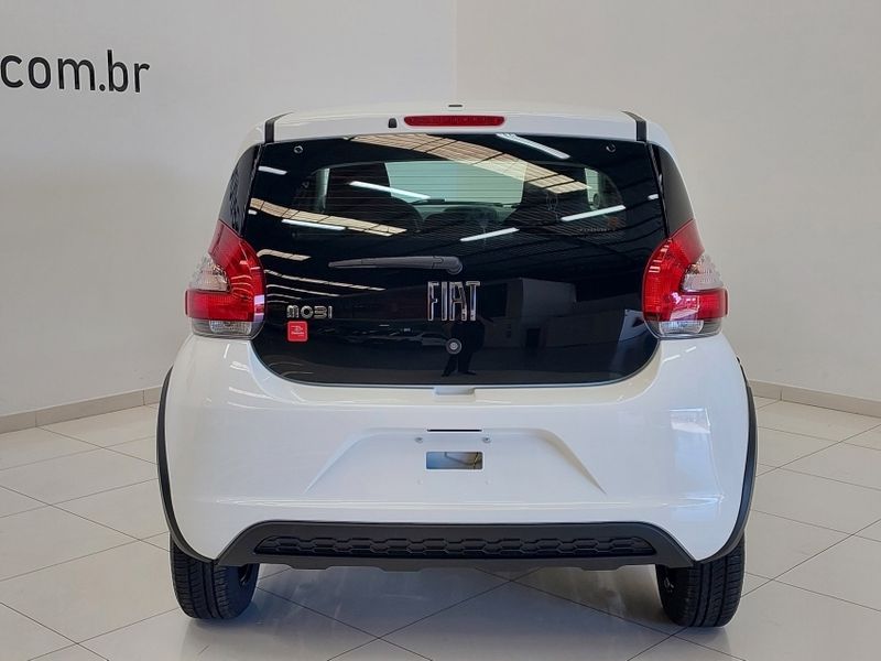 Fiat MOBI 1.0 FIREFLY FLEX LIKE MANUAL 2025/2026 BETIOLO NOVOS E SEMINOVOS LAJEADO / Carros no Vale