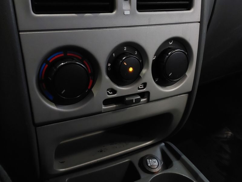 Fiat PALIO 1.8 MPI ADVENTURE LOCKER WEEKEND 16V FLEX 4P MANUAL 2010/2011 BETIOLO NOVOS E SEMINOVOS LAJEADO / Carros no Vale