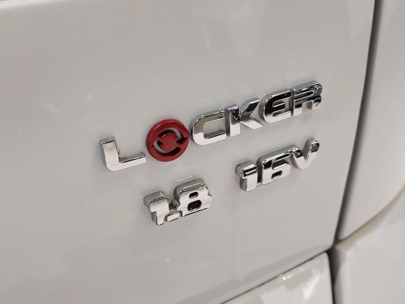 Fiat PALIO 1.8 MPI ADVENTURE LOCKER WEEKEND 16V FLEX 4P MANUAL 2010/2011 BETIOLO NOVOS E SEMINOVOS LAJEADO / Carros no Vale