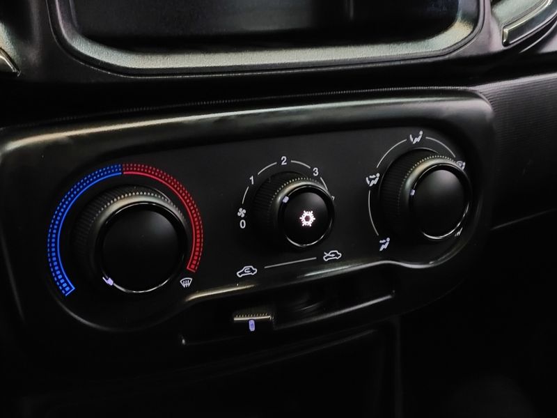 Fiat STRADA 1.3 FIREFLY FLEX FREEDOM CD MANUAL 2023/2023 BETIOLO NOVOS E SEMINOVOS LAJEADO / Carros no Vale