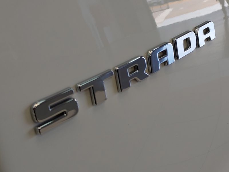 Fiat STRADA 1.3 FIREFLY FLEX FREEDOM CD MANUAL 2023/2023 BETIOLO NOVOS E SEMINOVOS LAJEADO / Carros no Vale
