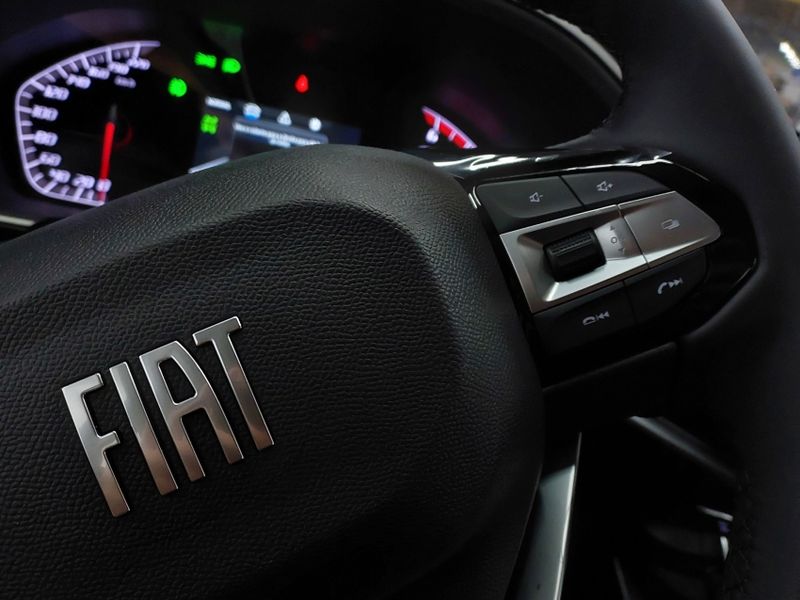 Fiat TITANO 2.2 TURBO DIESEL VOLCANO 4X4 AT8 2025/2026 BETIOLO NOVOS E SEMINOVOS LAJEADO / Carros no Vale