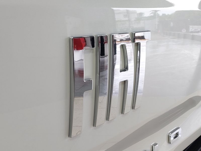 Fiat TITANO 2.2 TURBO DIESEL VOLCANO 4X4 AT8 2025/2026 BETIOLO NOVOS E SEMINOVOS LAJEADO / Carros no Vale