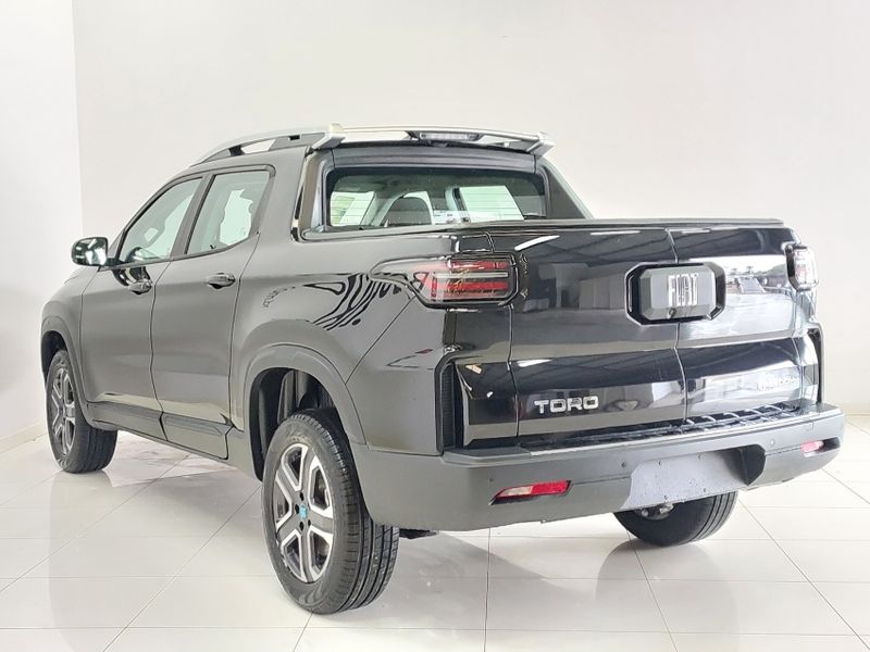 Fiat TORO 1.3 TURBO 270 FLEX FREEDOM AT6 2025/2026 BETIOLO NOVOS E SEMINOVOS LAJEADO / Carros no Vale