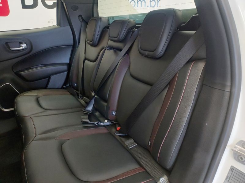 Fiat TORO 1.3 TURBO 270 FLEX ULTRA AT6 2025/2026 BETIOLO NOVOS E SEMINOVOS LAJEADO / Carros no Vale