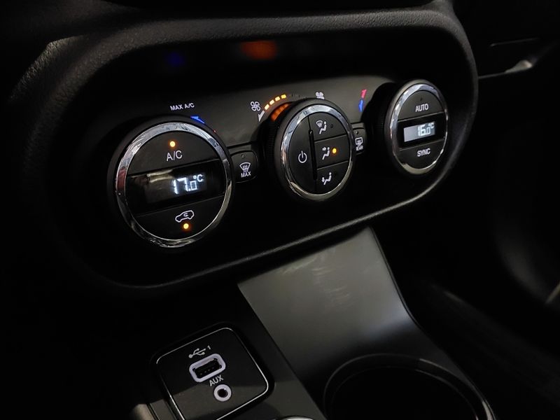 Fiat TORO 2.0 16V TURBO DIESEL FREEDOM 4WD AT9 2020/2021 BETIOLO NOVOS E SEMINOVOS LAJEADO / Carros no Vale