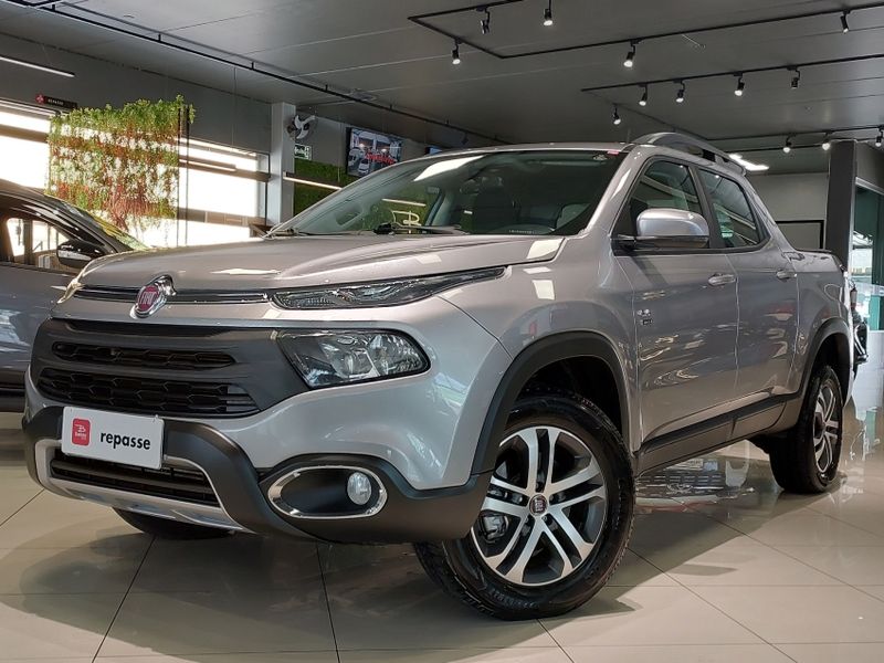 Fiat TORO 2.0 16V TURBO DIESEL FREEDOM 4WD AT9 2020/2021 BETIOLO NOVOS E SEMINOVOS LAJEADO / Carros no Vale