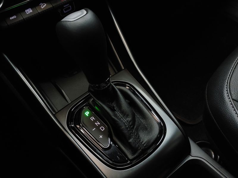 Fiat TORO 2.0 16V TURBO DIESEL VOLCANO 4WD AT9 2025/2025 BETIOLO NOVOS E SEMINOVOS LAJEADO / Carros no Vale