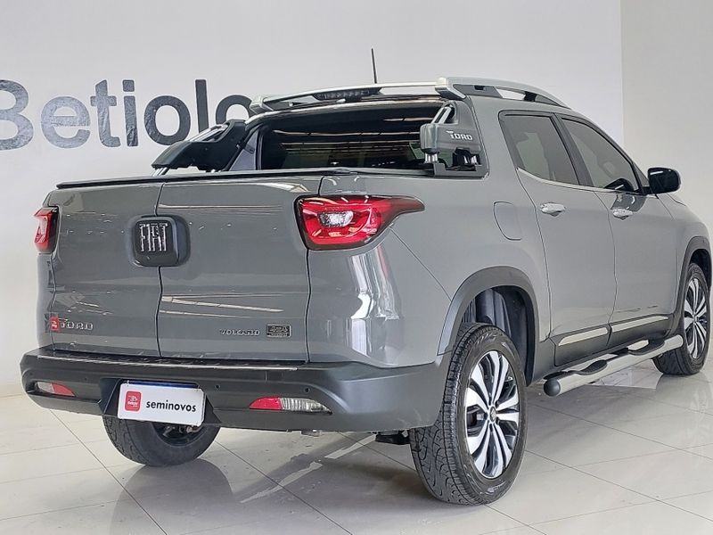 Fiat TORO 2.0 16V TURBO DIESEL VOLCANO 4WD AT9 2025/2025 BETIOLO NOVOS E SEMINOVOS LAJEADO / Carros no Vale