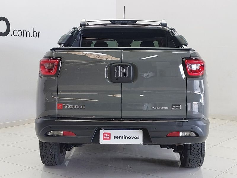 Fiat TORO 2.0 16V TURBO DIESEL VOLCANO 4WD AT9 2025/2025 BETIOLO NOVOS E SEMINOVOS LAJEADO / Carros no Vale
