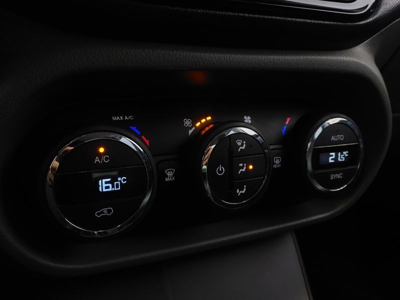 Fiat TORO 2.4 16V MULTIAIR FLEX VOLCANO AT9 2019/2020 BETIOLO NOVOS E SEMINOVOS LAJEADO / Carros no Vale