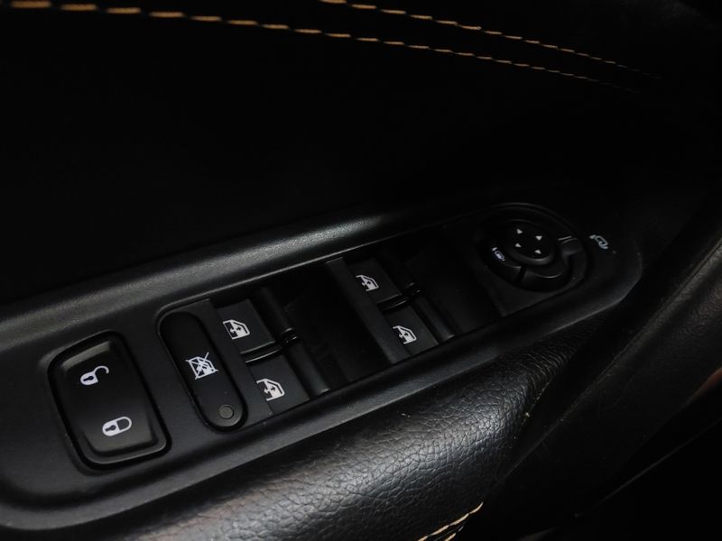 Fiat TORO 2.4 16V MULTIAIR FLEX VOLCANO AT9 2019/2020 BETIOLO NOVOS E SEMINOVOS LAJEADO / Carros no Vale