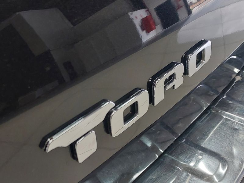 Fiat TORO 2.4 16V MULTIAIR FLEX VOLCANO AT9 2019/2020 BETIOLO NOVOS E SEMINOVOS LAJEADO / Carros no Vale