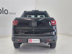 Fiat TORO 2.4 16V MULTIAIR FLEX VOLCANO AT9 2019/2020 BETIOLO NOVOS E SEMINOVOS LAJEADO / Carros no Vale