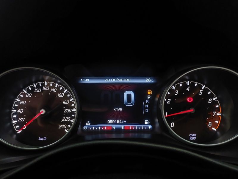 Fiat TORO 2.4 16V MULTIAIR FLEX VOLCANO AT9 2019/2020 BETIOLO NOVOS E SEMINOVOS LAJEADO / Carros no Vale