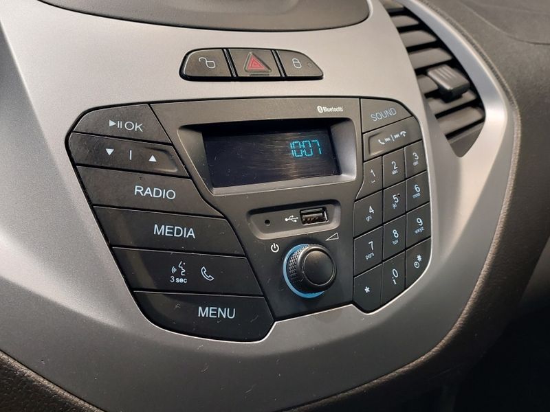 Ford KA 1.0 TI-VCT FLEX SE MANUAL 2017/2018 BETIOLO NOVOS E SEMINOVOS LAJEADO / Carros no Vale