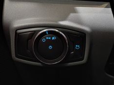 Ford KA 1.0 TI-VCT FLEX SE MANUAL 2017/2018 BETIOLO NOVOS E SEMINOVOS LAJEADO / Carros no Vale