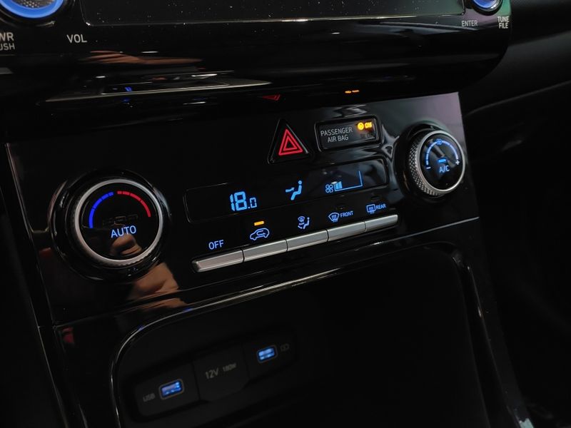 Hyundai CRETA 1.0 TGDI FLEX LIMITED AUTOMÁTICO 2024/2024 BETIOLO NOVOS E SEMINOVOS LAJEADO / Carros no Vale Hyundai CRETA 1.0 TGDI FLEX LIMITED AUTOMÁTICO 2024/2024 BETIOLO NOVOS E SEMINOVOS LAJEADO / Carros no Vale