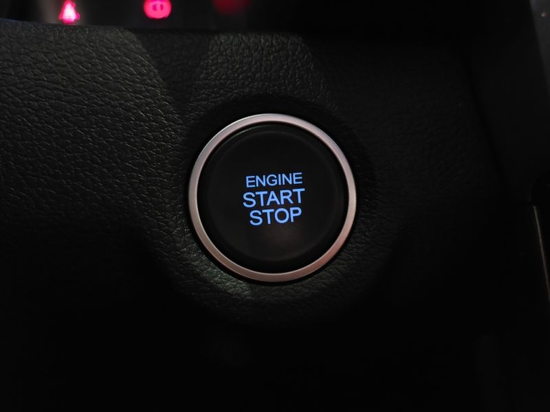 Hyundai CRETA 1.0 TGDI FLEX LIMITED AUTOMÁTICO 2024/2024 BETIOLO NOVOS E SEMINOVOS LAJEADO / Carros no Vale Hyundai CRETA 1.0 TGDI FLEX LIMITED AUTOMÁTICO 2024/2024 BETIOLO NOVOS E SEMINOVOS LAJEADO / Carros no Vale