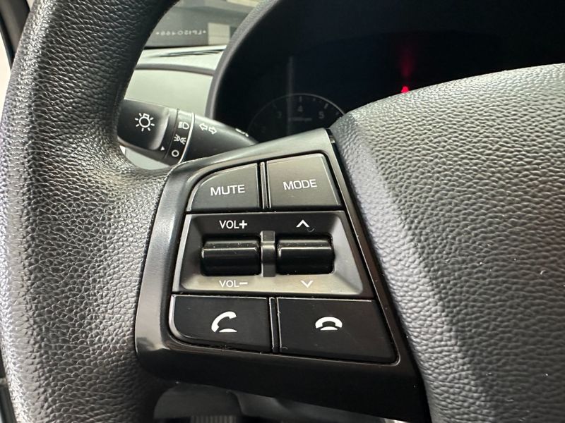 Hyundai CRETA 1.6 16V FLEX ATTITUDE MANUAL 2019/2020 BETIOLO NOVOS E SEMINOVOS LAJEADO / Carros no Vale