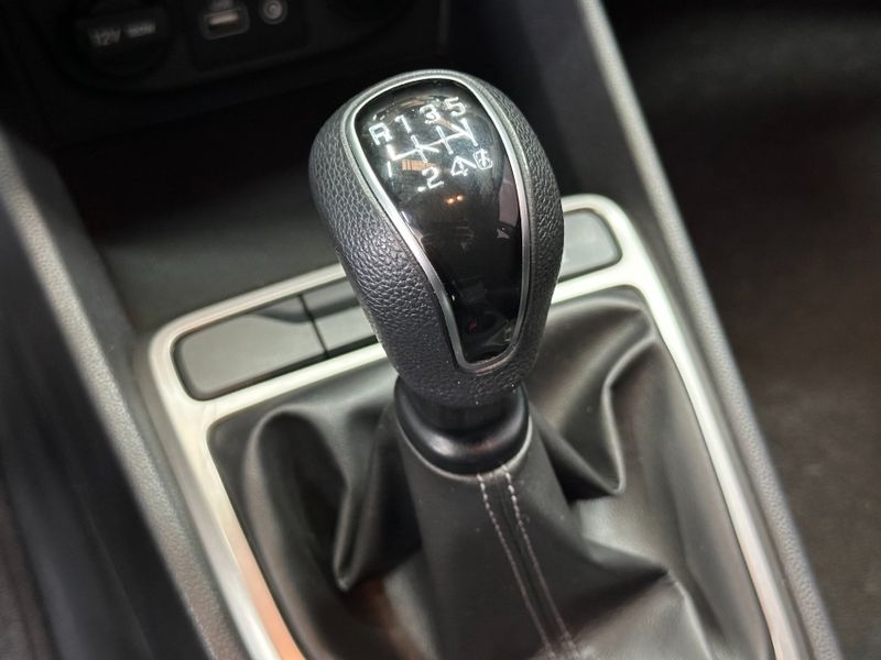 Hyundai CRETA 1.6 16V FLEX ATTITUDE MANUAL 2019/2020 BETIOLO NOVOS E SEMINOVOS LAJEADO / Carros no Vale